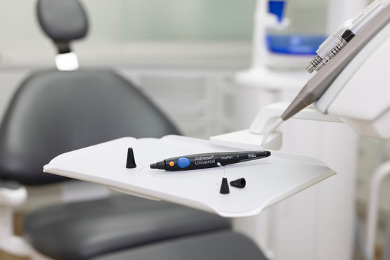 Ivoclar Adhese Universal